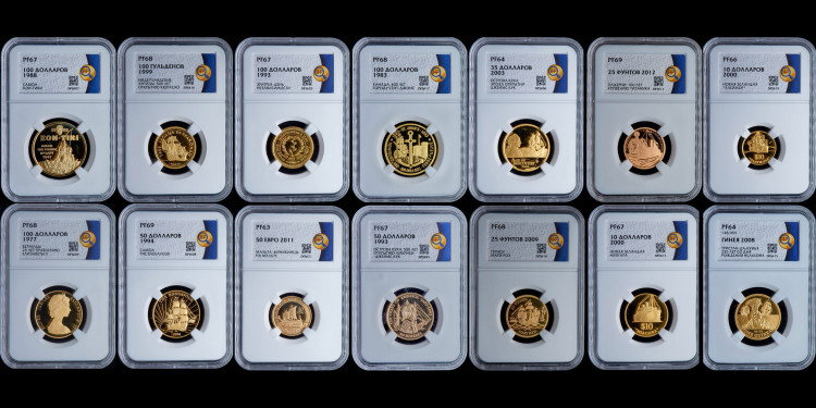 Набор из 14 золотых монет (страны мира)